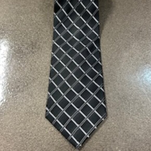 JOSEPH & FEISS 100% Silk Necktie Black With Silver Crossing Stripes - Picture 1 of 5